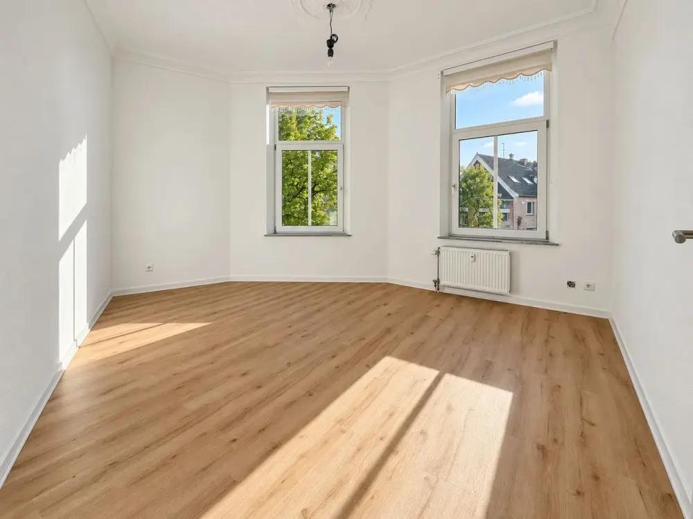 Zentrale 3-Zimmer-Wohnung mit großzügigem Schnitt & Balkon in Krefeld