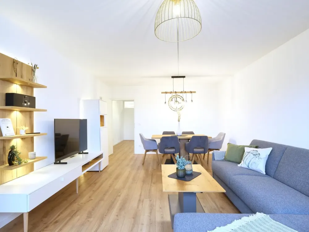 Möblierte 2 Zimmer Wohnung auf Zeit (3 bis 9 Monate) in Immenstaad am Bodensee, 75 m²