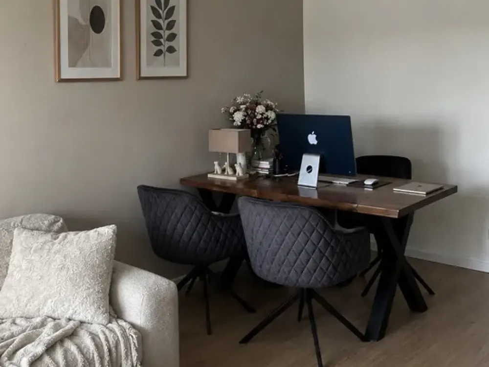 Renovated & Partially Furnished | High-Quality 2-Room Apartment with Balcony at Kaarster See