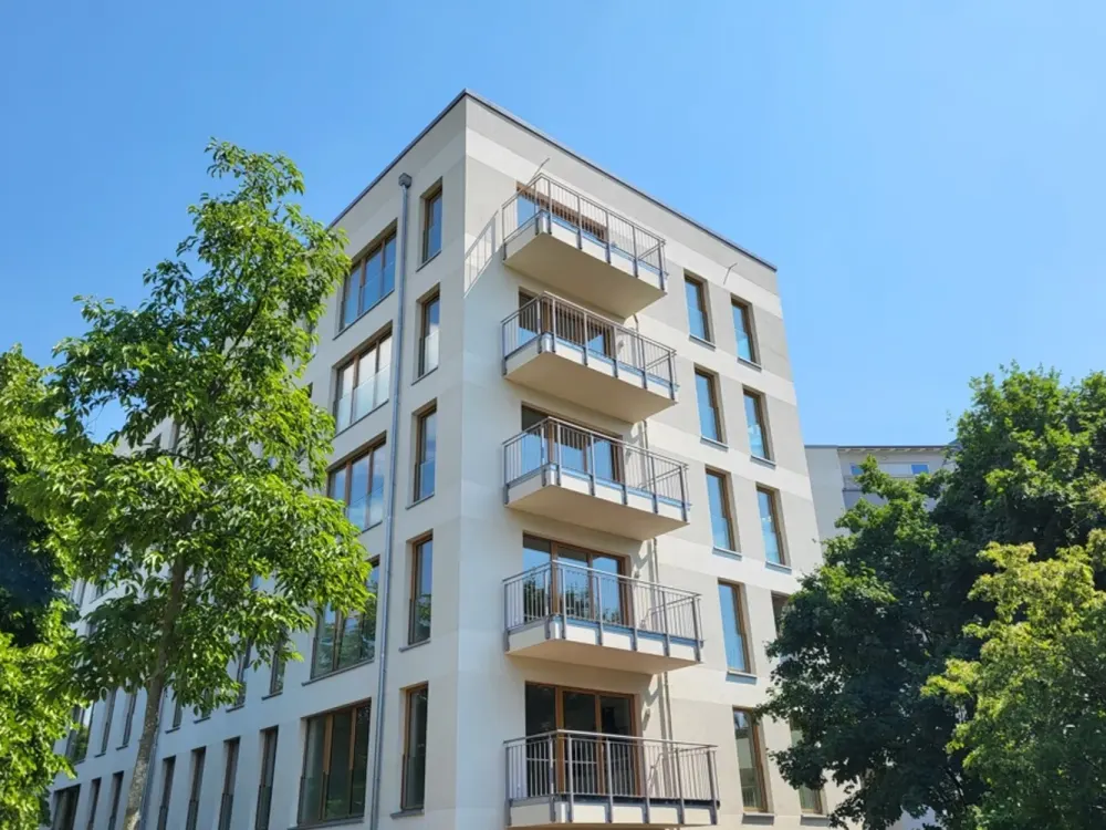 // 2 Zimmer mit EBK und Balkon // herrlicher Ausblick // SP mgl. //