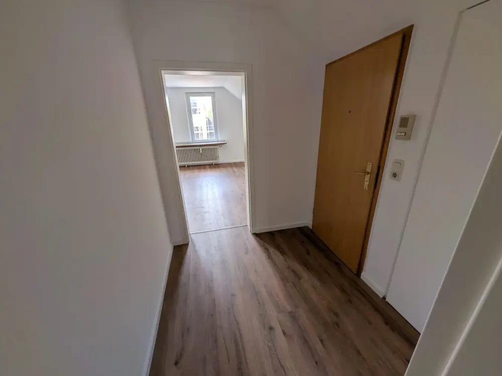 +++ Schöne renovierte 52 m² 2-Zimmer DG-Wohnung in Aplerbeck +++