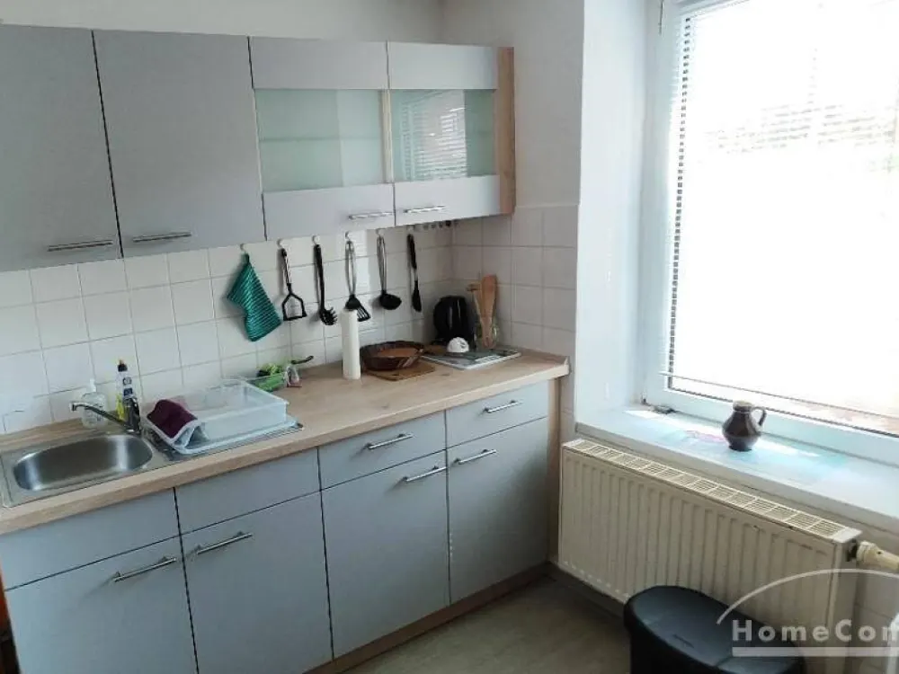 12302 HomeCompany Dresden Möbliert/Furnished Studio Souterrain Apartment in Dresden-Strehlen max. 2 Personen