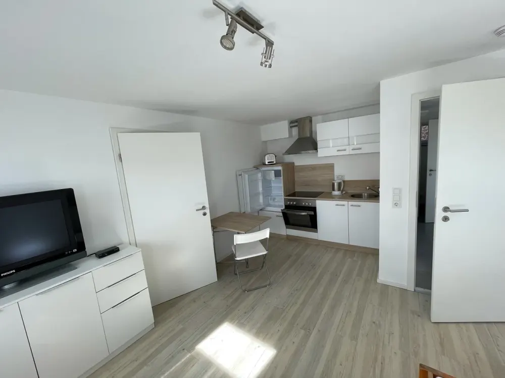 Wohnen wie im Hotel: 1 Zimmer-Appartement All-Inc. von Privat an Pendler