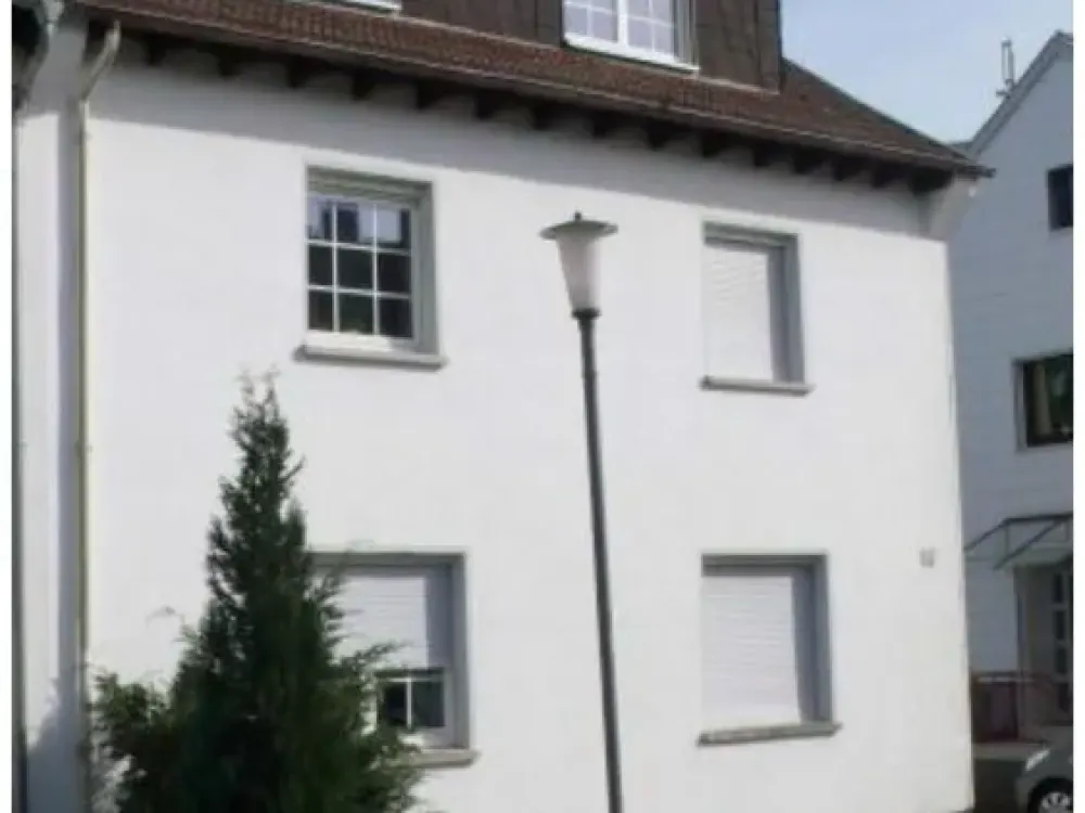 Wohnen mit Charakter: Dachgeschoss-Apartment in St. Ingbert