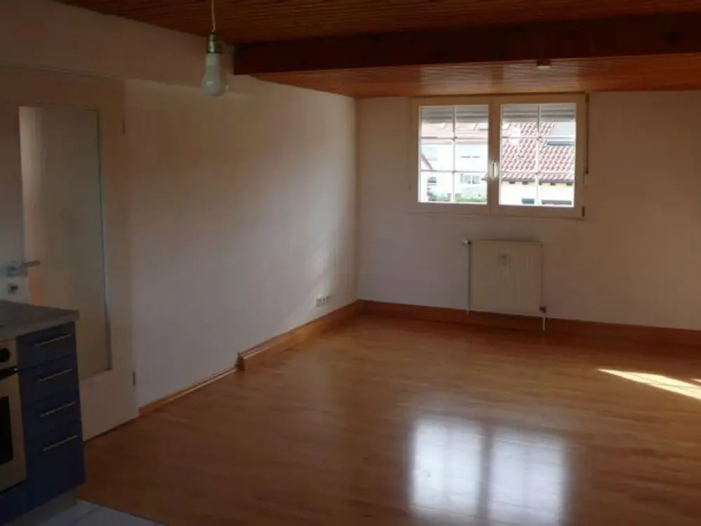 Wohnen mit Charakter: Dachgeschoss-Apartment in St. Ingbert