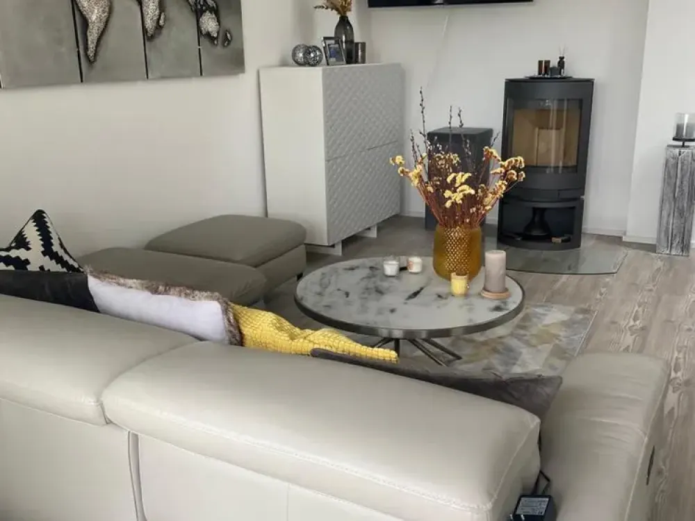 Wunderschöne 3 Zimmer Dachgeschosswohnung + Galerie + Kamin