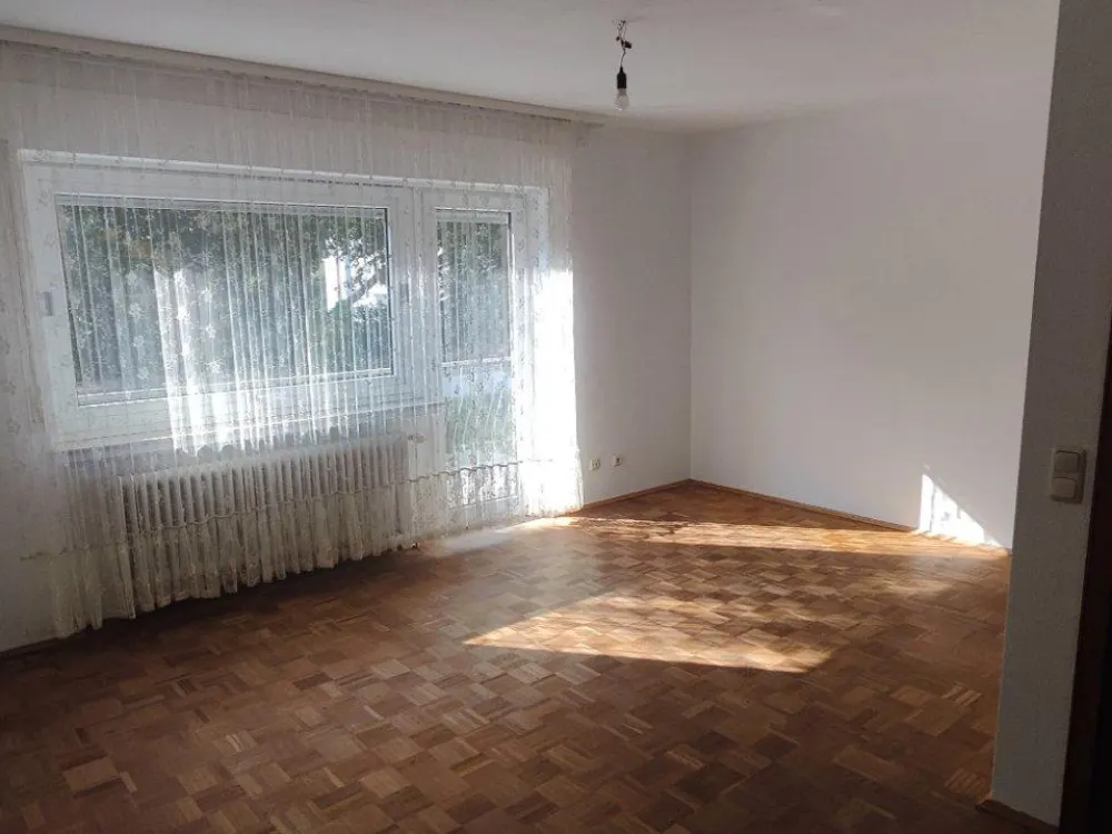 2 Zimmer Wohnung, großer Süd-Balkon, Hofheim Marxheim