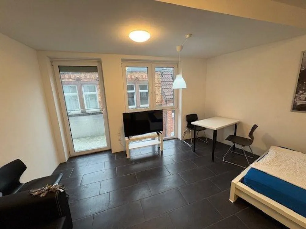 privates Bad direkt am möblierten Zimmer, Balkon, 3erWG EBK,WM,U1
