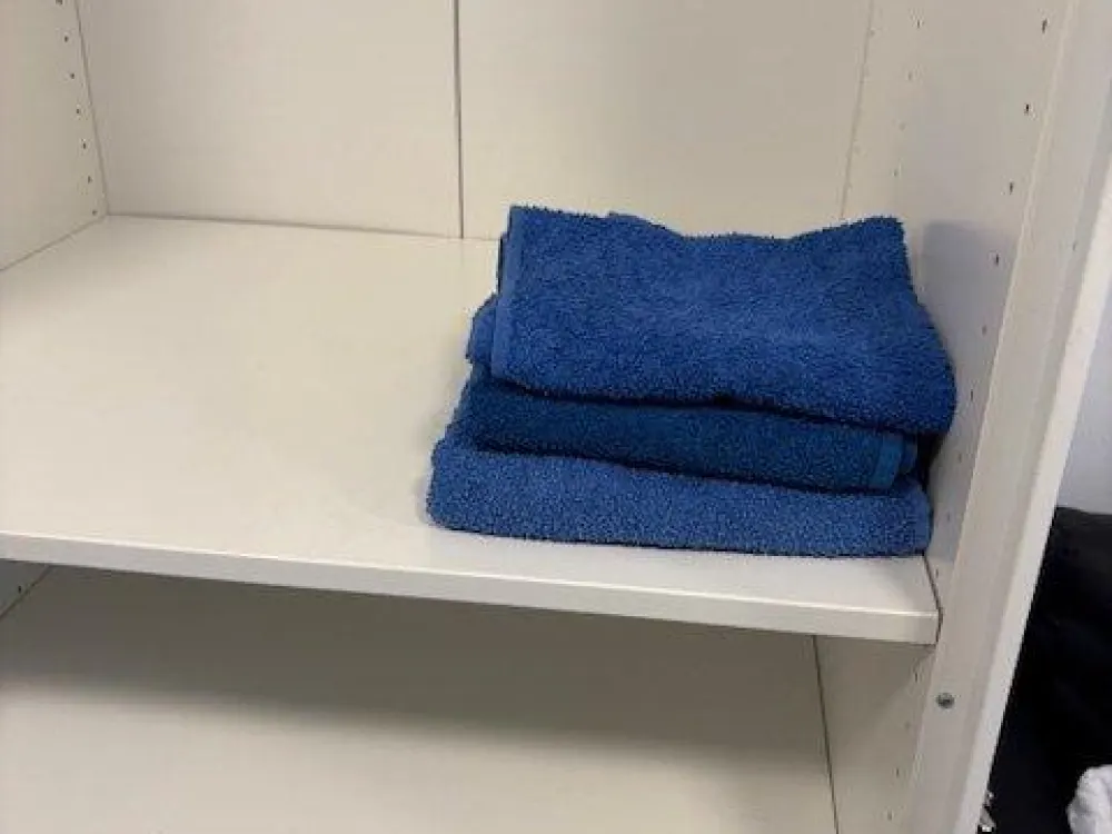 privates Bad direkt am möblierten Zimmer, Balkon, 3erWG EBK,WM,U1