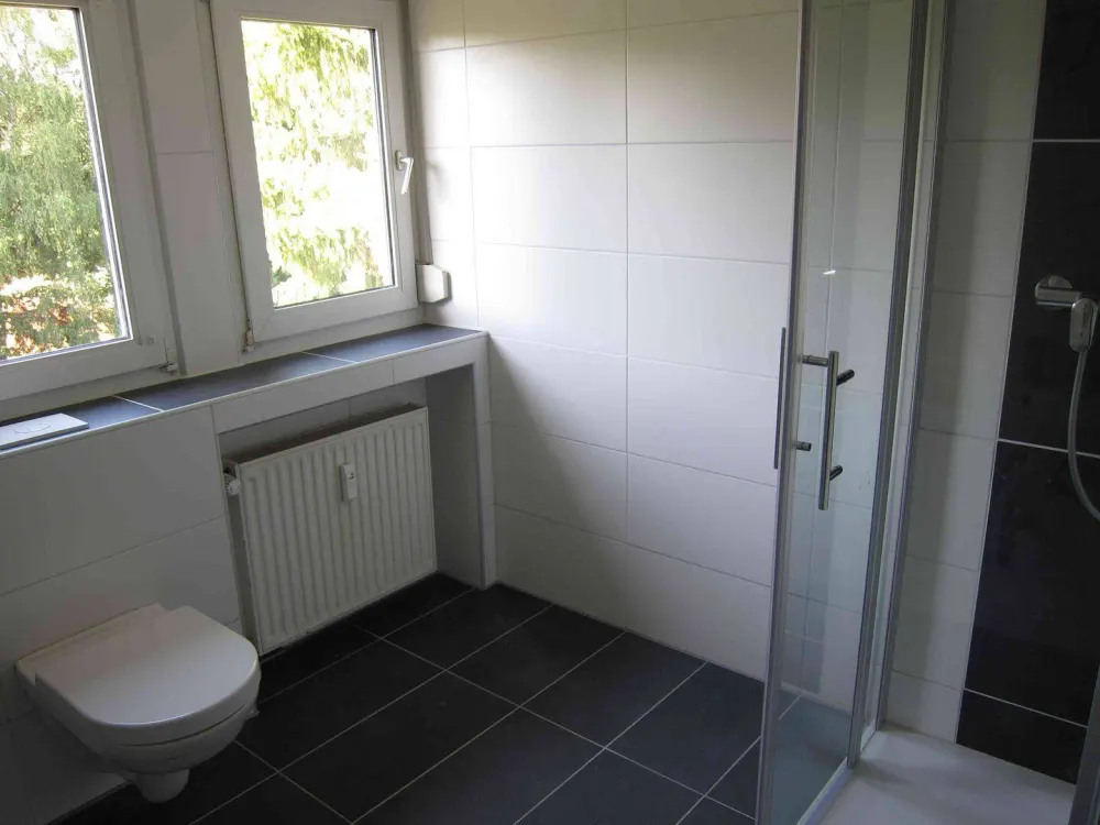 Helle 3-Zimmer-Wohnung mit zusätzlichem Arbeitszimmer und Balkon in ruhiger Lage