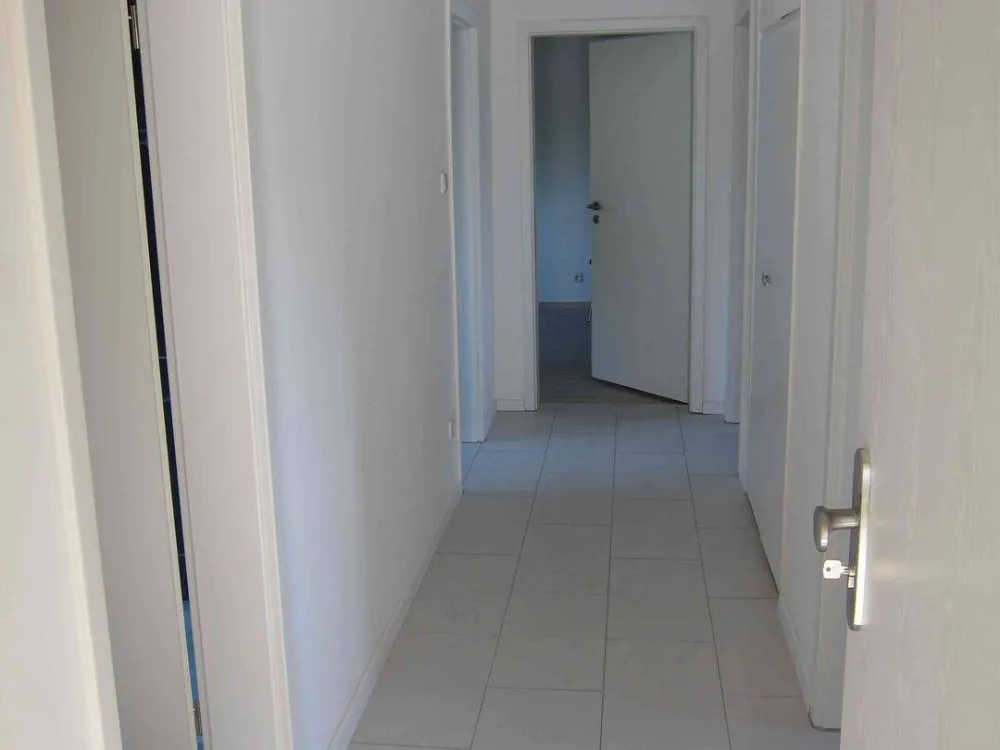 Helle 3-Zimmer-Wohnung mit zusätzlichem Arbeitszimmer und Balkon in ruhiger Lage