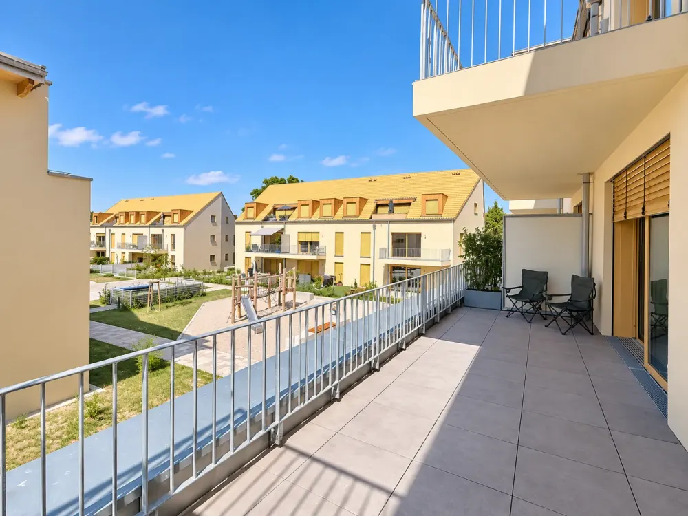 Exklusive Neubauwohnung am Cospudener See: Stilvolles 2-Zimmer-Domizil mit Balkon, Parkett und Ti...