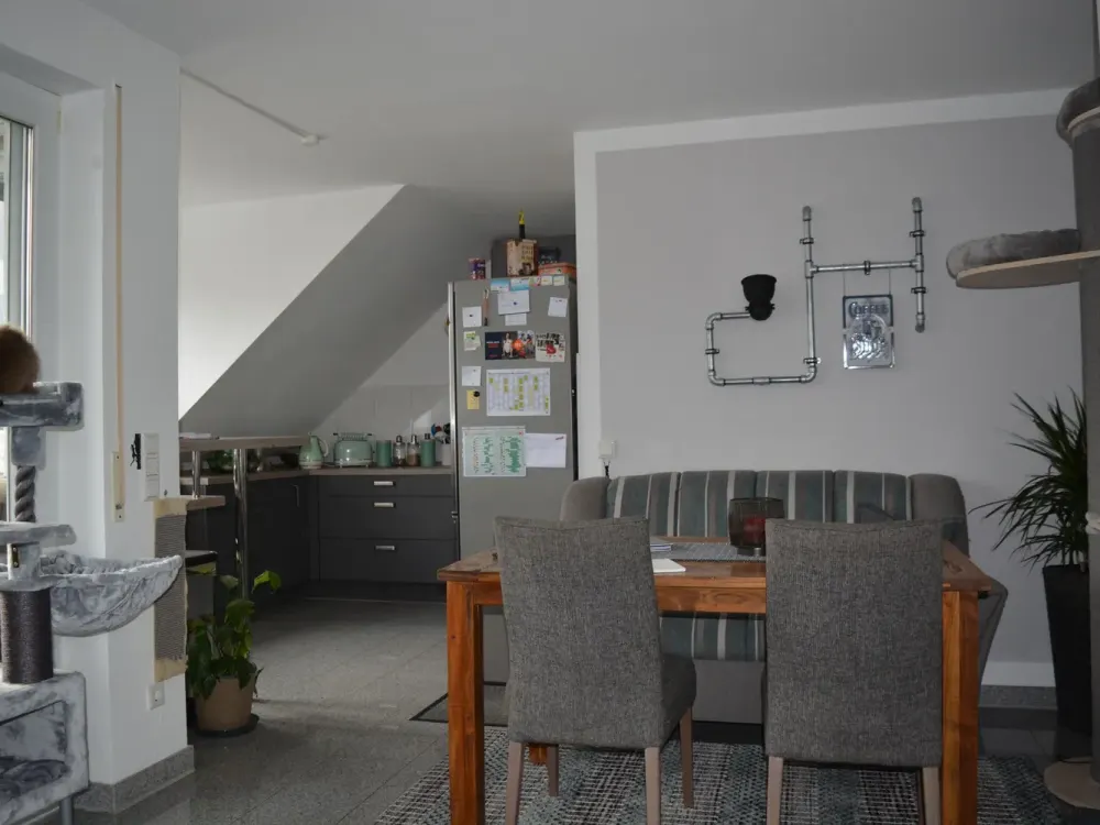 Well-Arranged 3-Room Apartment in Quiet, Central Location