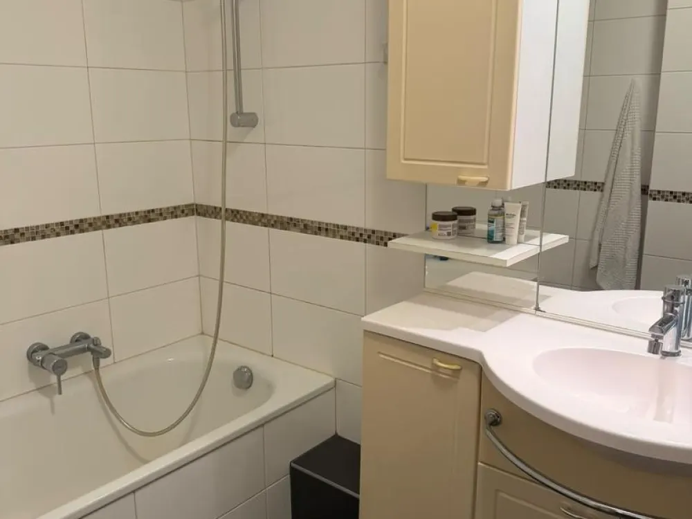 schöne Vollmöblierte 2-Zimmer Wohnung mit Garten in Overath - Steinenbrück