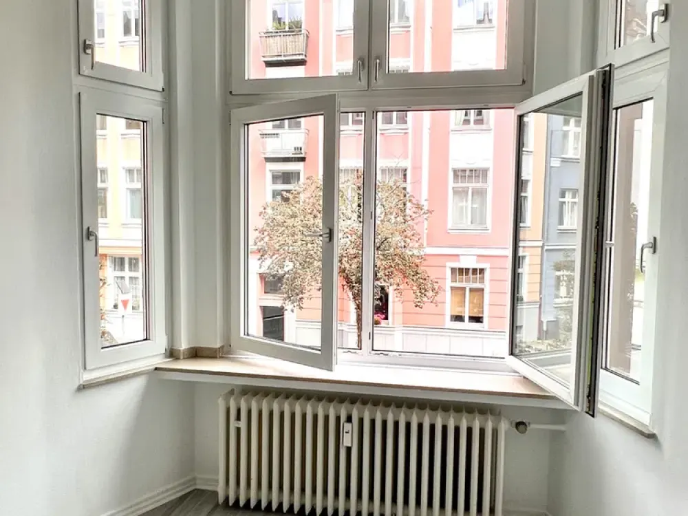 BEL ETAGE، شقة قديمة ذات غرفتين واسعة بالقرب من فويرستنبلاتز