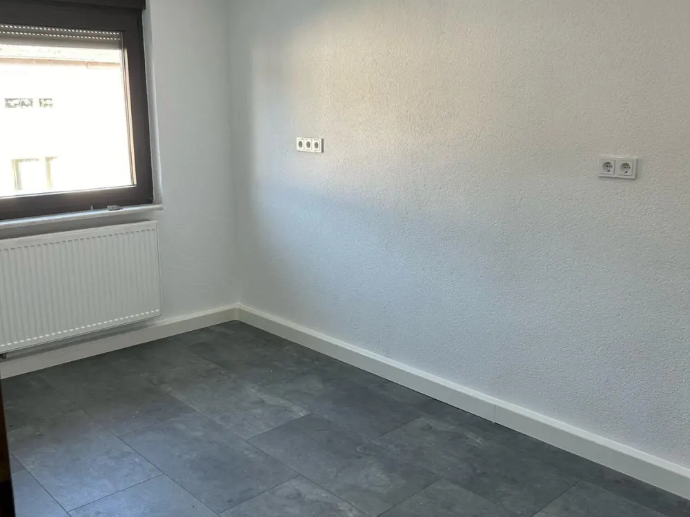 Renovierte 3-Zimmer Wohnung in 1OG Neunkirchen/ Furpach