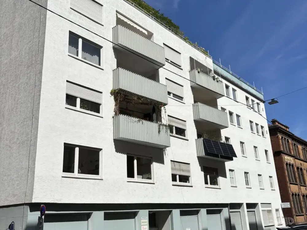 Your New Home: 3-Room Apartment in Stuttgart-Süd