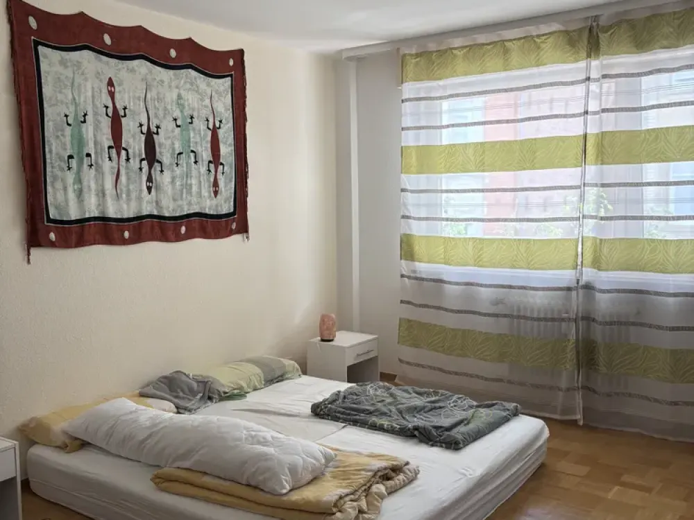 Your New Home: 3-Room Apartment in Stuttgart-Süd