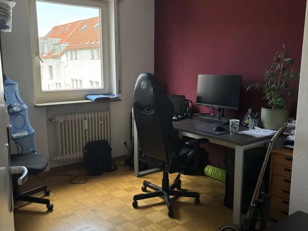 Your New Home: 3-Room Apartment in Stuttgart-Süd