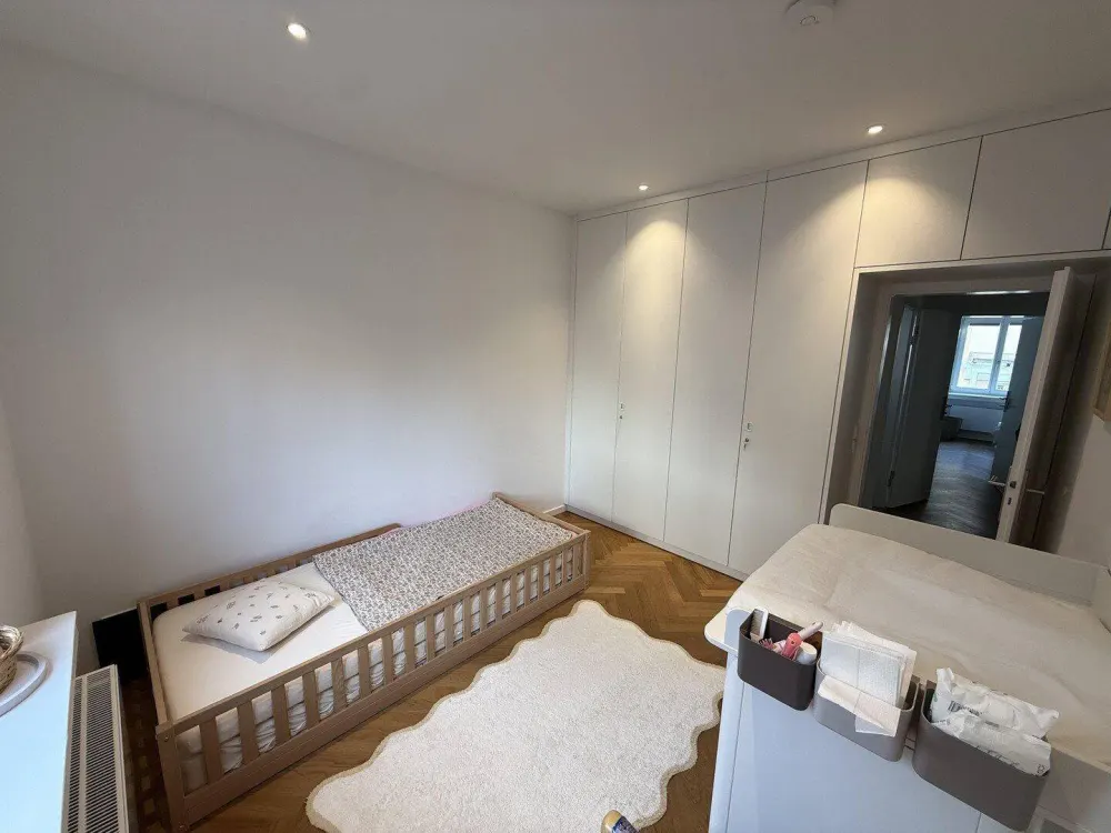 Hochwertig renovierte Erdgeschosswohnung am Mulang - 157 m², Wintergarten, Terrasse & 2 Bäder