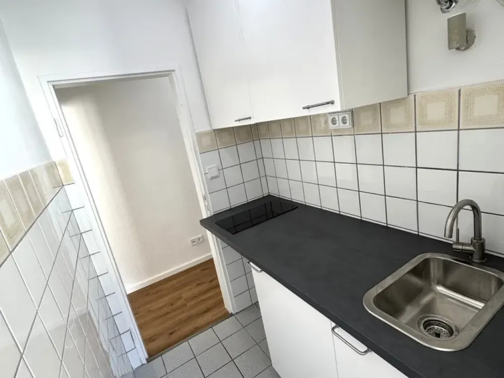 Helles 1,5-Zi-Apartment mit Pantry-Küche am Schweizer Platz