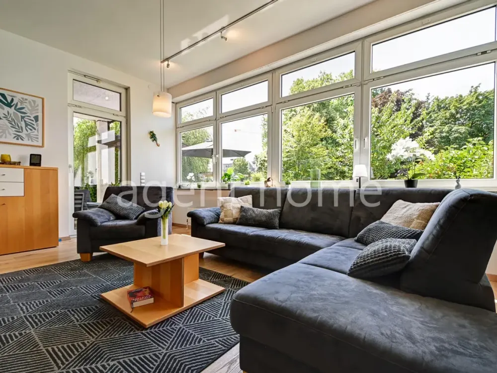 MÖBLIERT - FAMILY HOME - Gemütliches Haus mit Terrasse und Garten