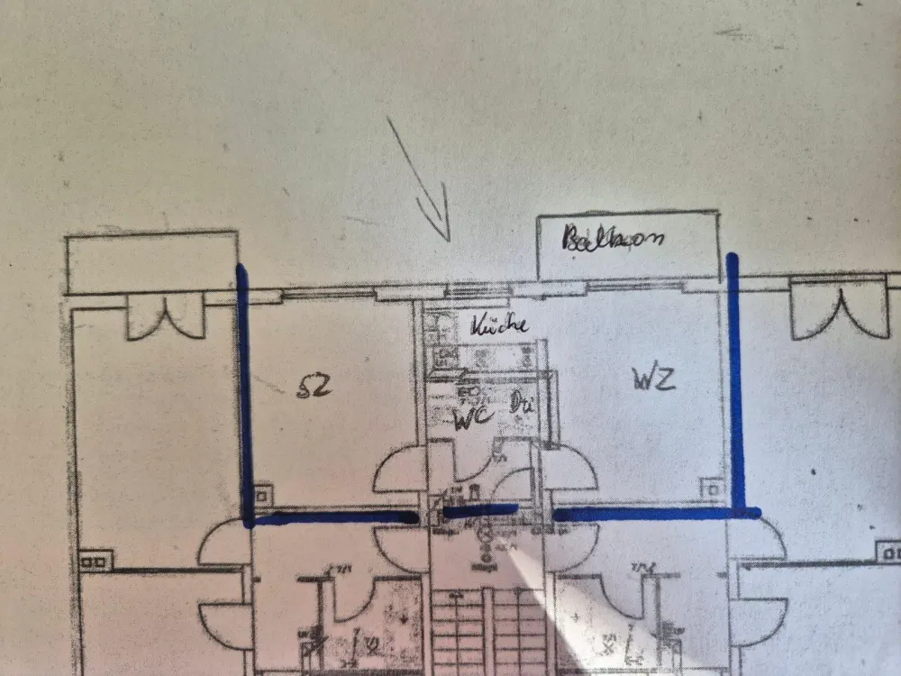 Helle 2 Zi-Wohnung Balkon Grünblick 40 qm 3. OG Warmmiete 840€