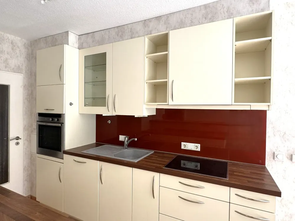 Helle 2-Zimmer-Wohnung mit zwei Loggien und Kamin in Hamburg-Jenfeld