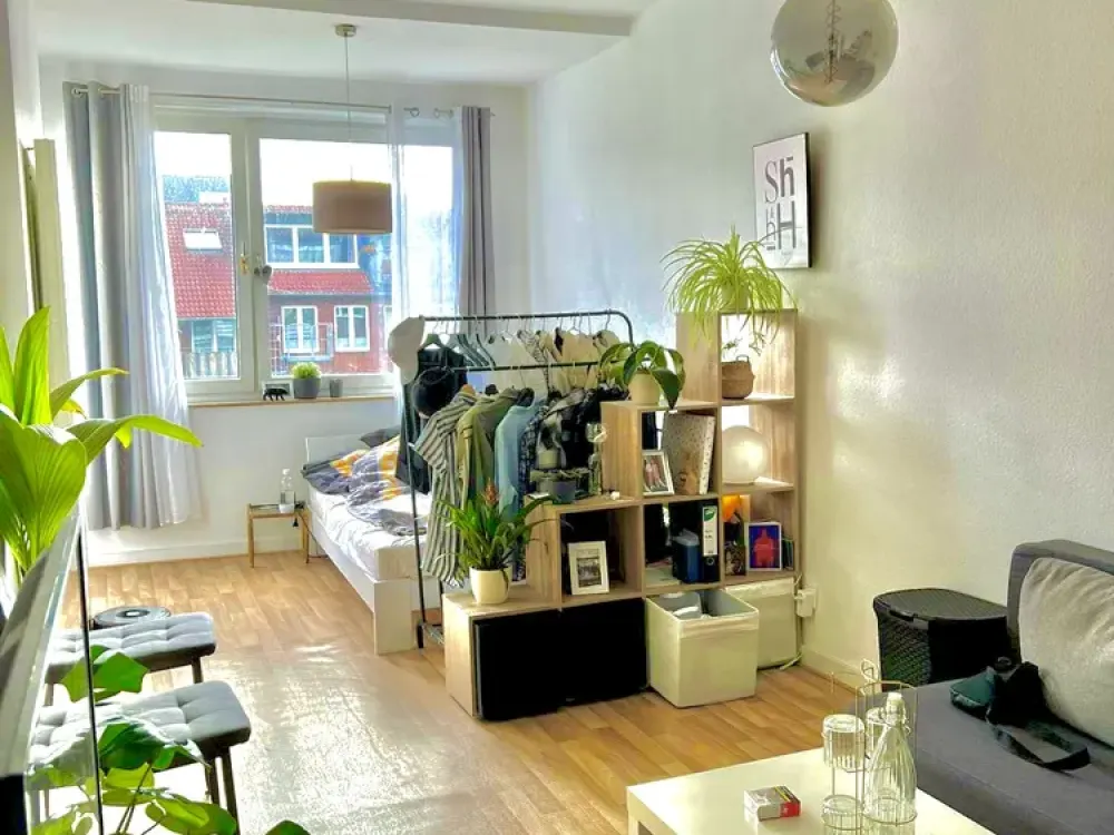 Exklusive 2 Zimmer Wohnung mit Einbauküche und großer Balkon