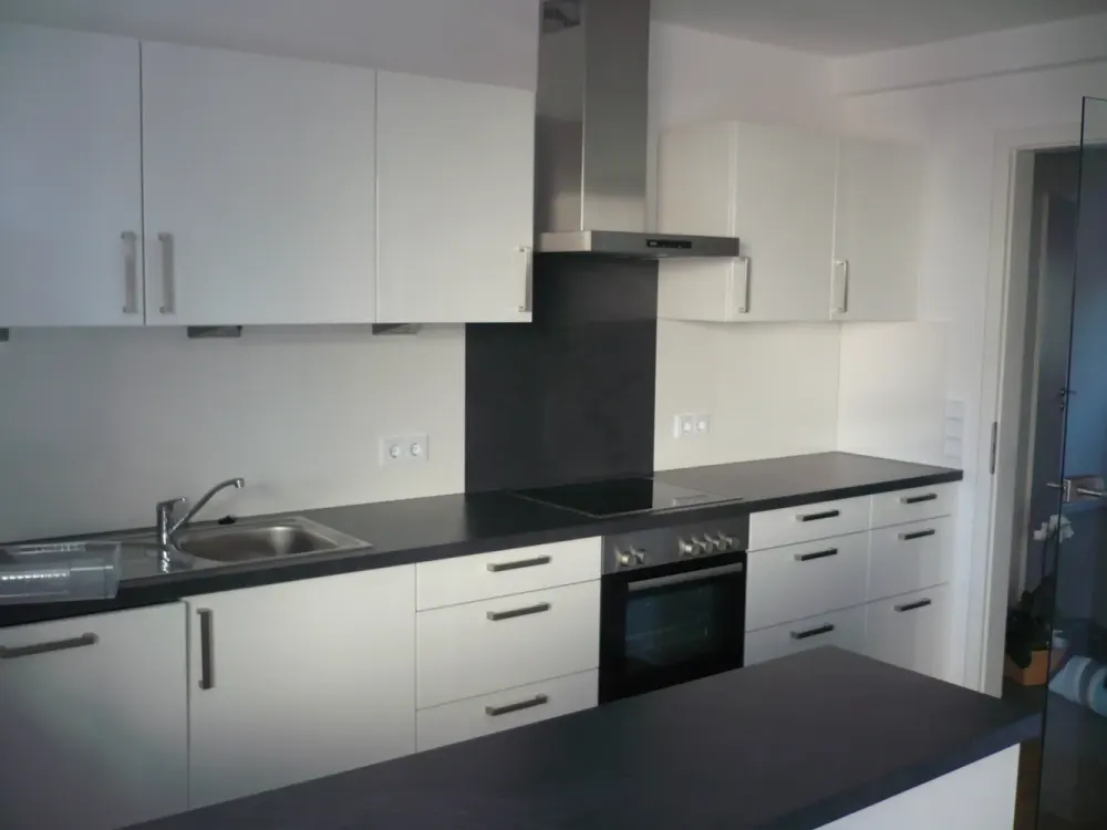 Charming 3-Room Apartment with South-Facing Balcony in MS-Gremmendorf