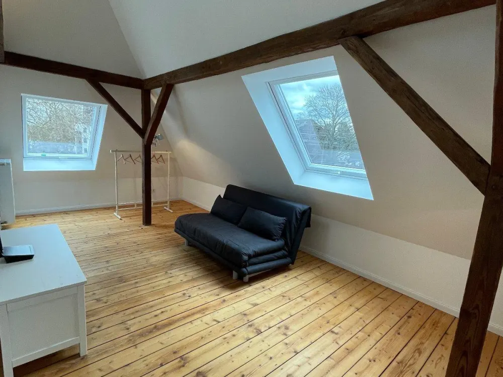 Möblierte Wohnung in Jugendstilvilla, nur Okt & Nov, befristet!