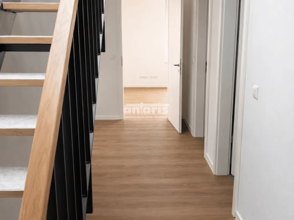 antaris Immobilien GmbH Special Living - 3-Room Apartment with Terrace and Balcony