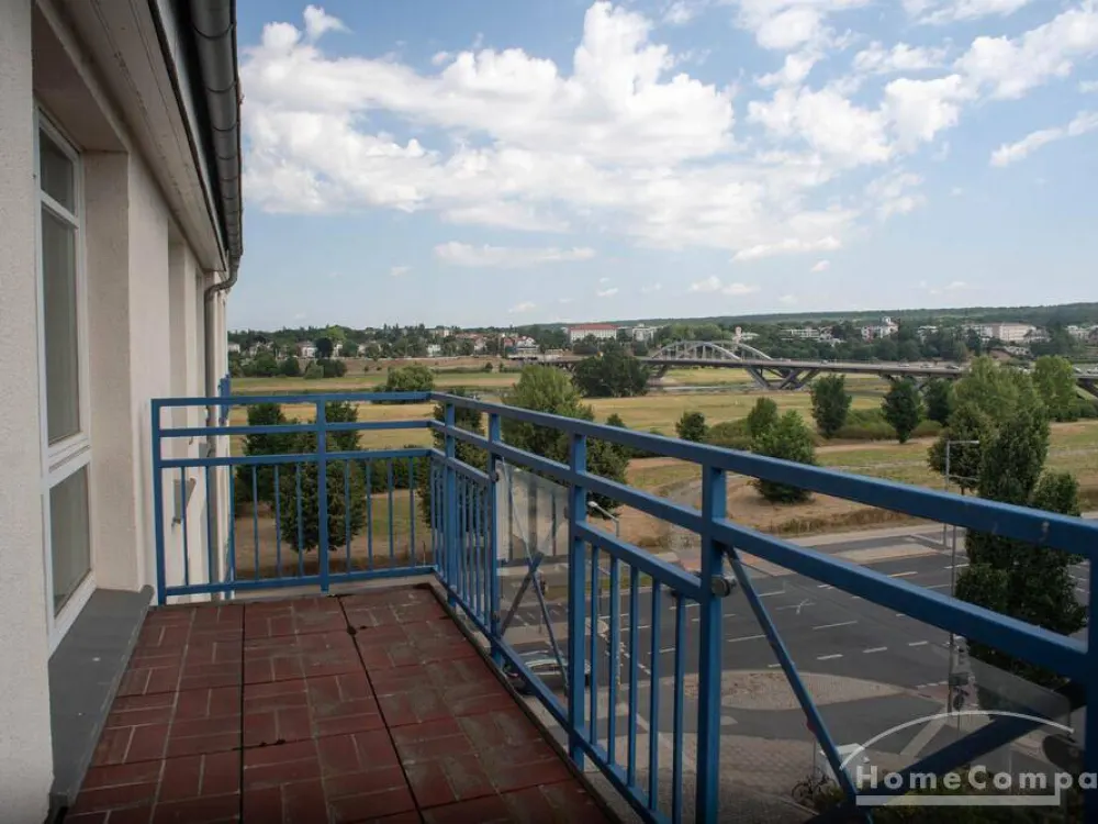26886 HomeCompany Dresden Möbliert/Furnished 3-Zimmer-Wohnung in Dresden-Johannstadt mit Balkon max. 4 Personen