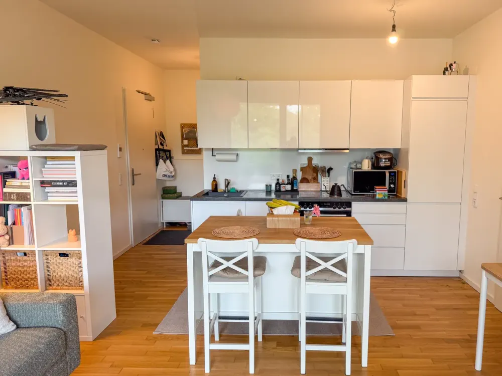 Moderne 2-Zimmer-Wohnung in Berlin-Mitte mit großem Balkon & Fernsehturmblick