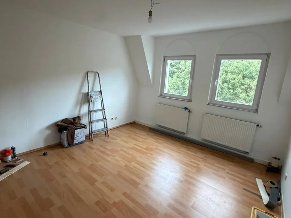 Helle 4-Zimmer-Wohnung mit 101 m², 3. Obergeschoss zu vermieten