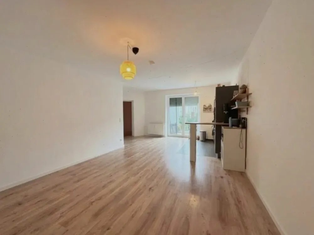 Ruhige Wohnung mit Terrasse