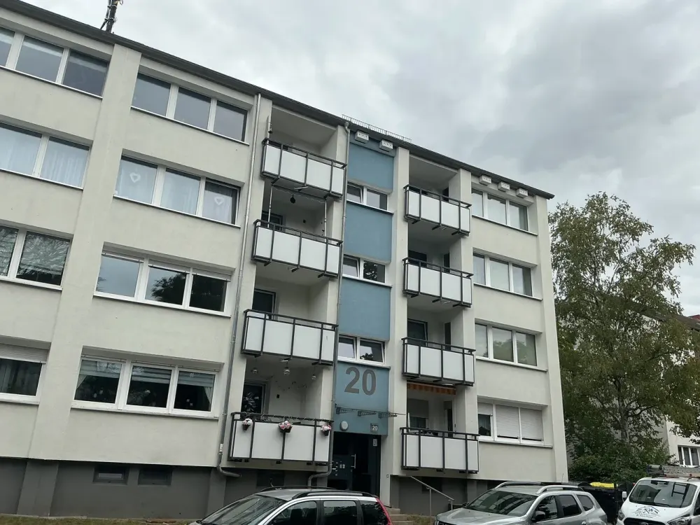Beautiful Apartment Seeks Tenant: Practical 3-Room Apartment