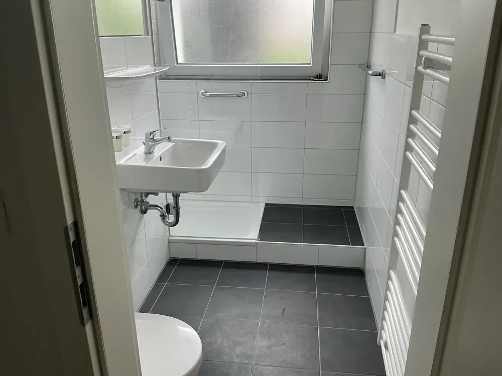 Beautiful Apartment Seeks Tenant: Practical 3-Room Apartment
