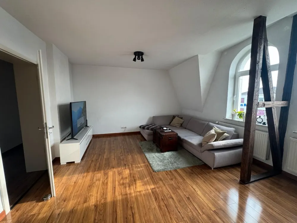 Nachmieter gesucht - 4,5-Zimmer-Dachgeschosswohnung im Loft-Stil