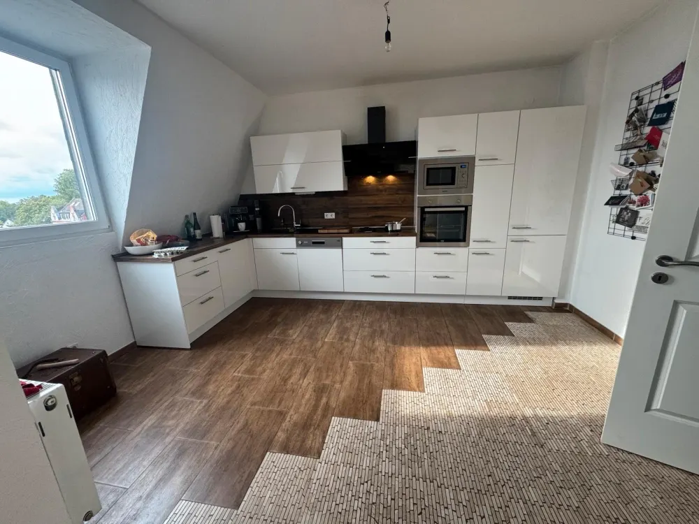 Nachmieter gesucht - 4,5-Zimmer-Dachgeschosswohnung im Loft-Stil