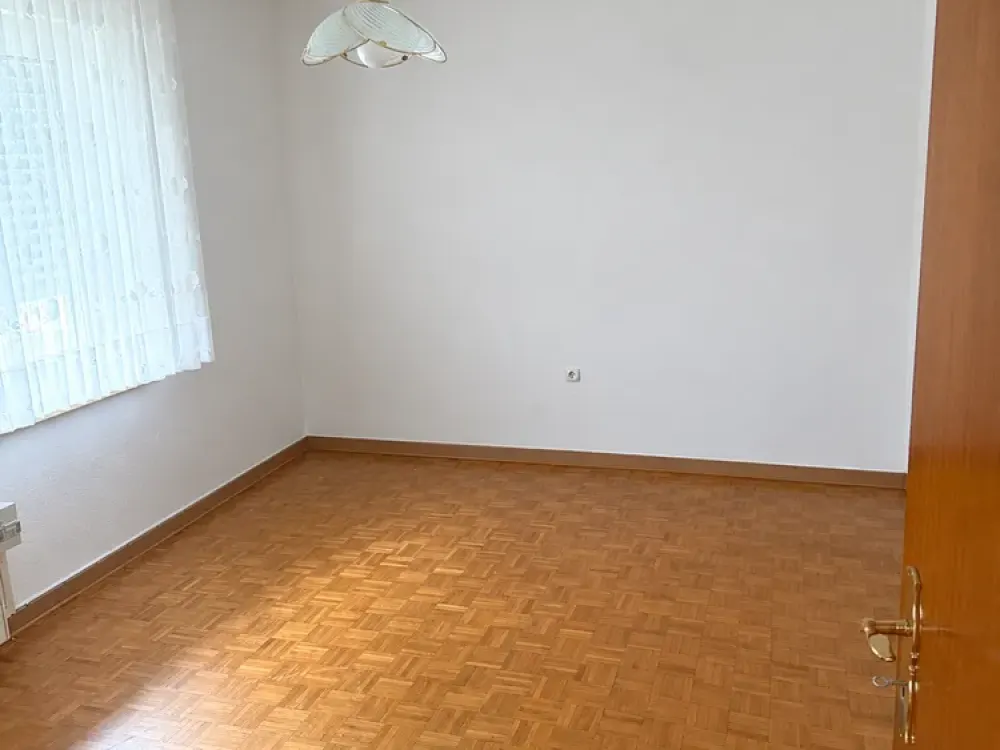Wohnen mit Charakter: 5-Zimmer-Wohnung in Paderborn
