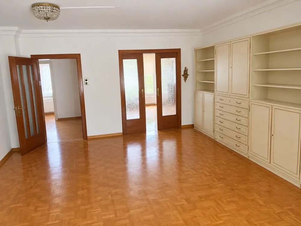 Wohnen mit Charakter: 5-Zimmer-Wohnung in Paderborn