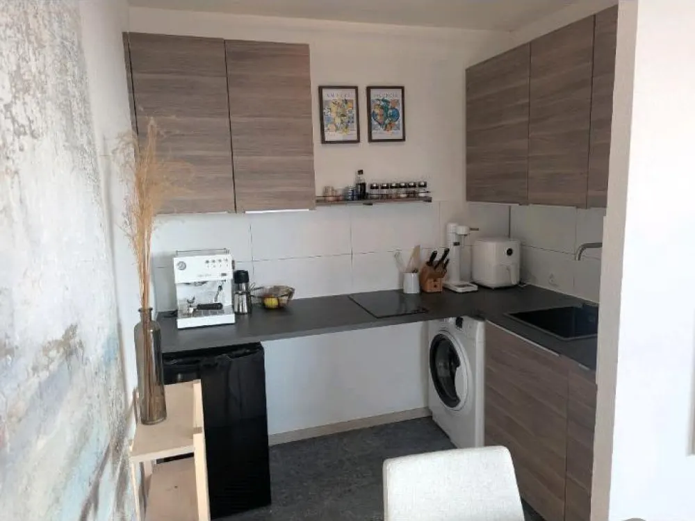 Möblierte 1-Zimmer-Wohnung auf Zeit - ab 01.11.26 - 750€ warm