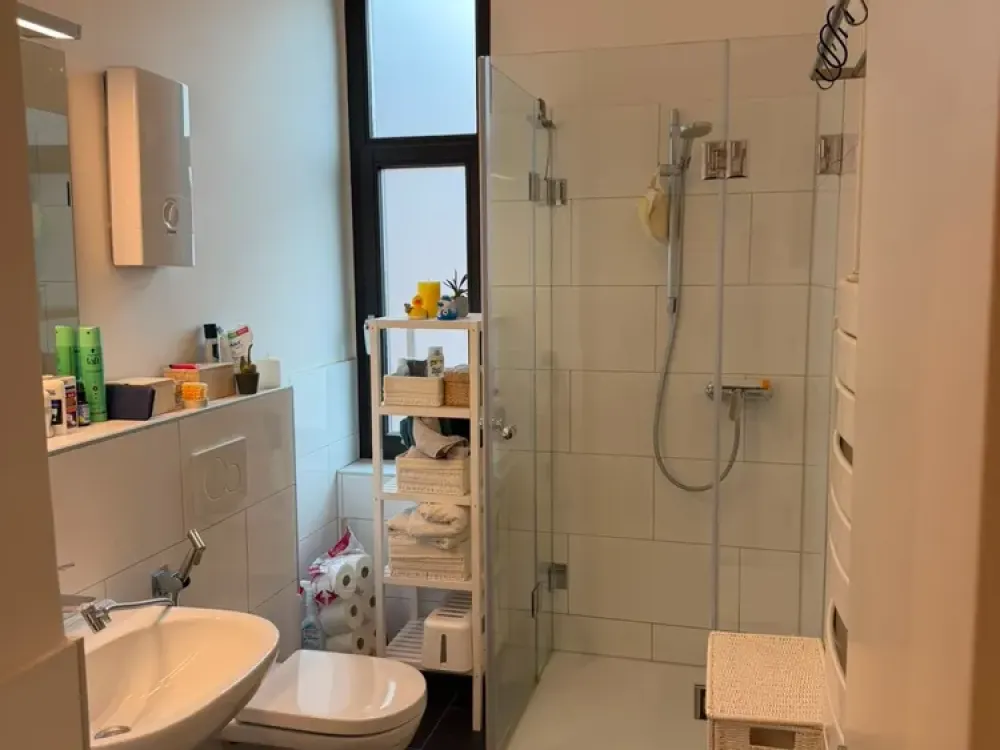 Schöne zwei Zimmer Wohnung in Düsseldorf, Benrath