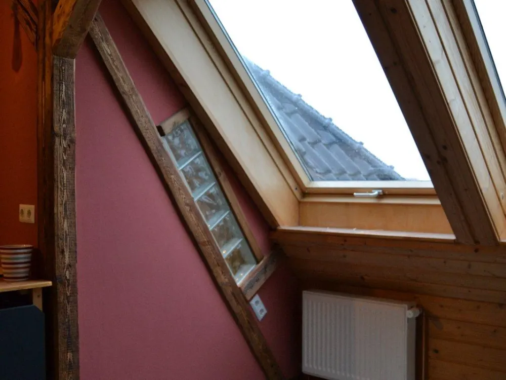 Charmante Dachgeschosswohnung mit besonderem Flair in Leipzig-Holzhausen