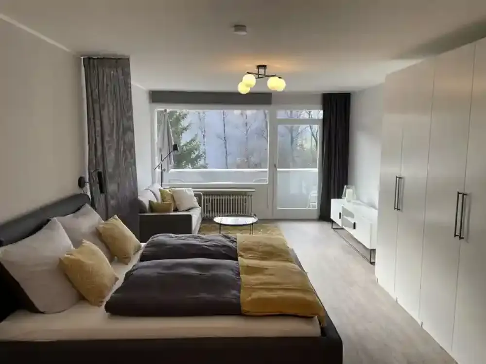 möbliert Apartment mit EBK + Balkon, ab 01.10.26 mögl.