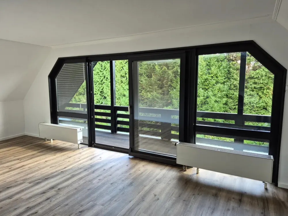 2-Zimmer Dachgeschoss-Wohnung in Pulheim-Brauweiler