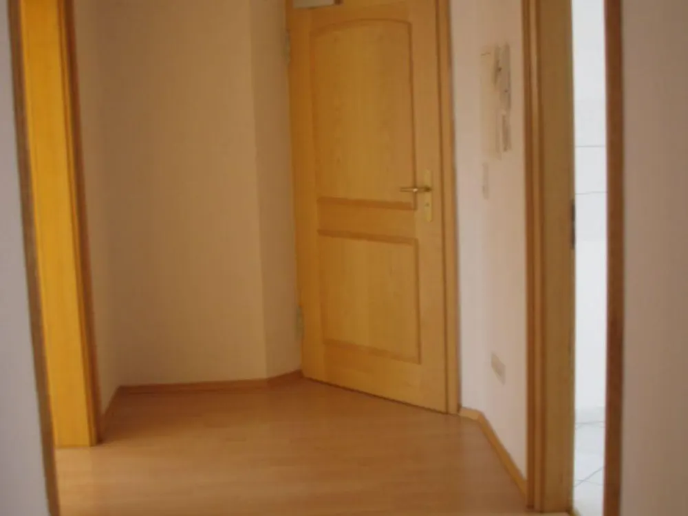 +++ Helle 3-RWG im Dachgeschoss mit Lift in ruhiger Lage von Schönefeld+++