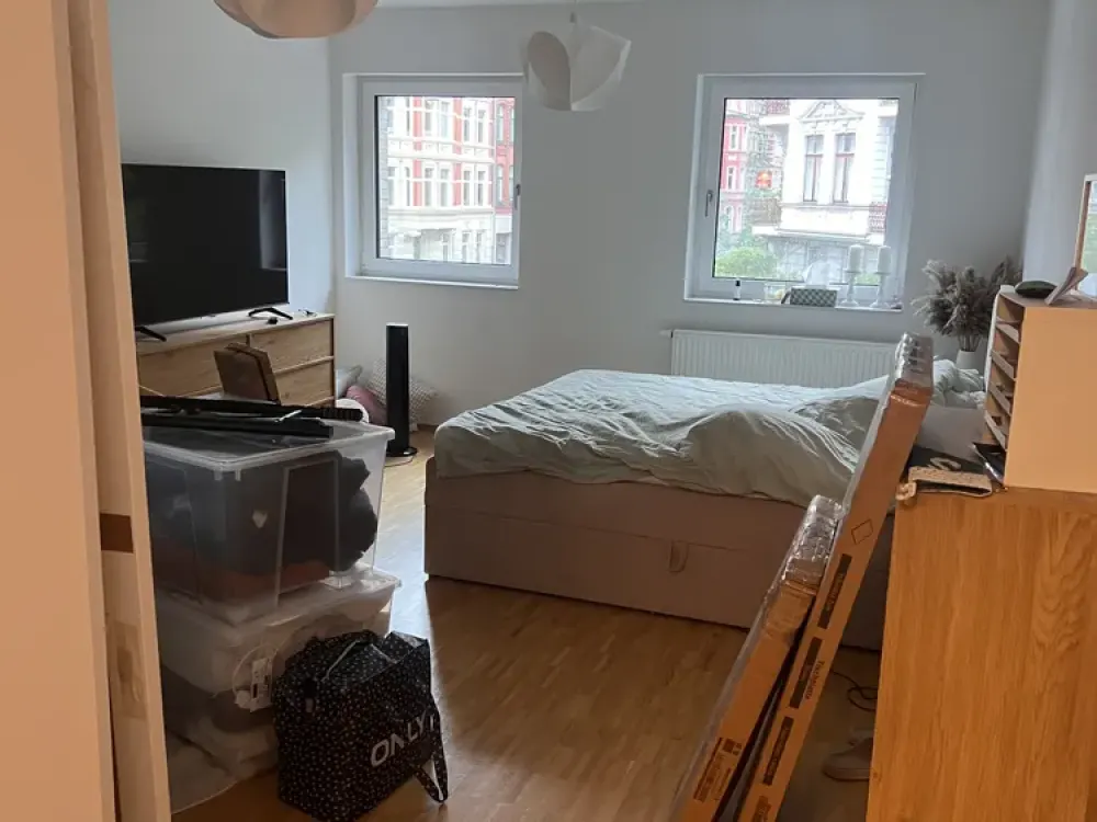 Lebendig wohnen in der List: 3-Zimmer-Wohnung mit Balkon