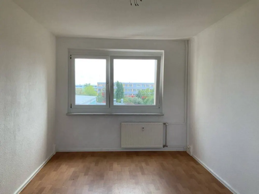 Short-term Available 3-Room Apartment in Grünau-Mitte